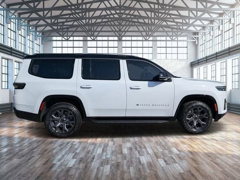 New 2026 Jeep Grand Wagoneer 4WD image 3