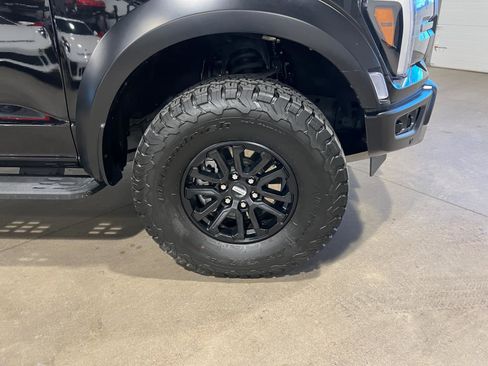 Used 2025 Ford F150 Raptor image 42