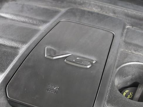Used 2019 Jeep Grand Cherokee Limited image 20