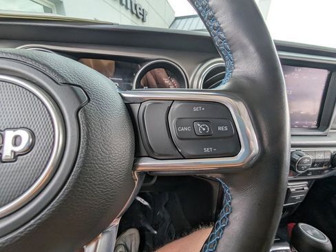 Used 2022 Jeep Wrangler Unlimited Rubicon 4xe w/ Cold Weather Group image 19