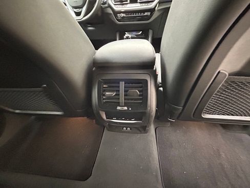 Used 2024 BMW X3 xDrive30i AWD/4WD image 39
