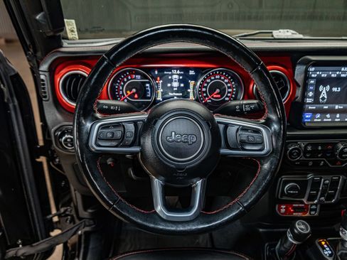 Used 2021 Jeep Gladiator Rubicon AWD/4WD image 15