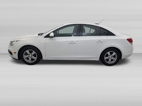 Used 2015 Chevrolet Cruze LT w/ Sun And Sound Package FWD image 7