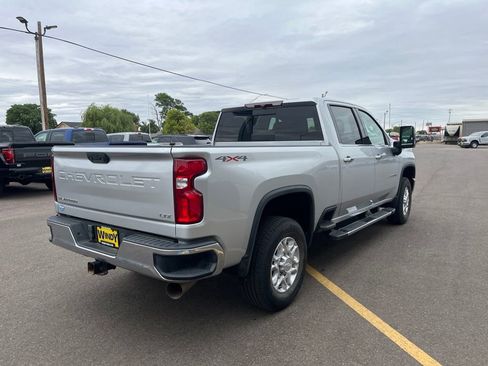 Used 2020 Chevrolet Silverado 2500 LTZ w/ LTZ Convenience Package AWD/4WD image 6