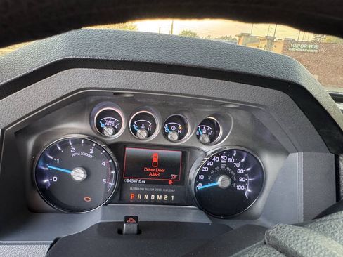 Used 2014 Ford F250 XLT w/ XLT Value Package AWD/4WD image 25