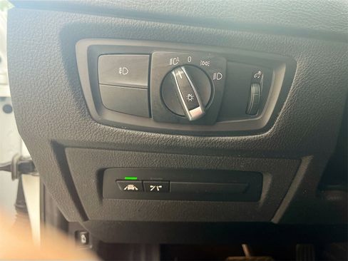 Used 2019 BMW 230i Coupe w/ Convenience Package image 10