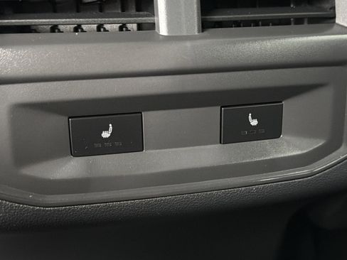 Used 2020 Volkswagen Atlas Cross Sport SEL Premium image 24