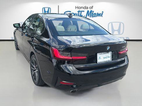 Used 2022 BMW 330i Sedan w/ Driving Assistance Package RWD image 5