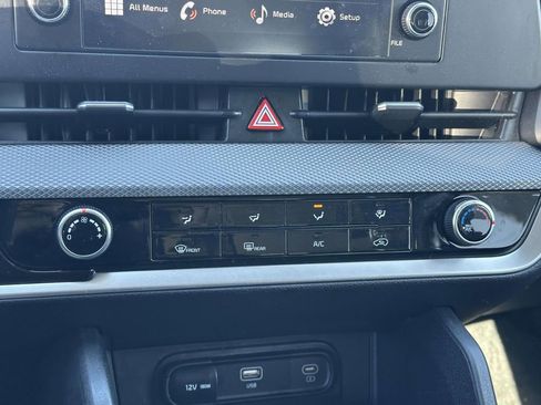 Certified 2024 Kia Sportage LX image 20