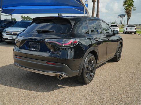 Used 2024 Honda HR-V Sport image 5