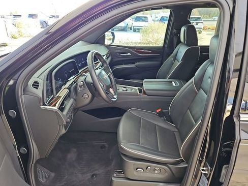 Certified 2024 Cadillac Escalade Premium Luxury w/ Performance Package image 10