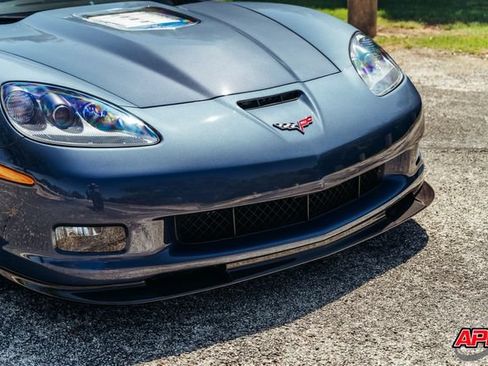 Used 2013 Chevrolet Corvette ZR1 w/ 3ZR Preferred Equipment Group RWD image 21