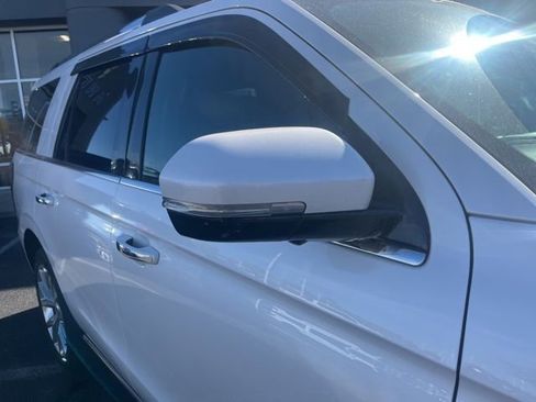 Used 2019 Ford Expedition Limited w/ Equipment Group 302A image 7