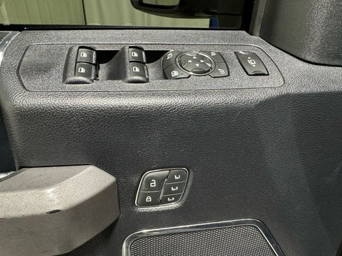 Used 2020 Ford F250 Platinum w/ FX4 Off-Road Package image 26