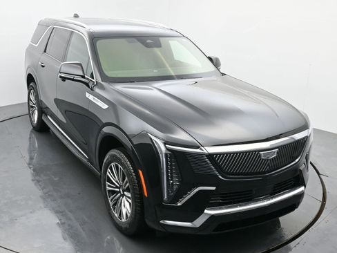 New 2026 Cadillac Escalade IQL Luxury w/ LPO, Floor Liner Package image 30