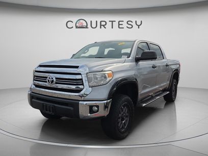 Used 2016 Toyota Tundra SR5 w/ SR5 Upgrade Package