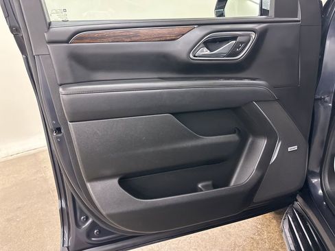 Used 2024 Chevrolet Tahoe Premier image 33