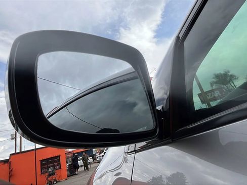 Used 2012 Nissan Murano LE w/ Platinum Pkg image 17