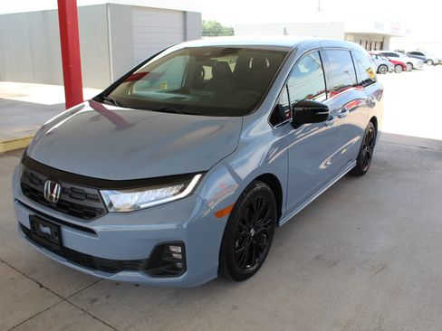Used 2025 Honda Odyssey Sport-L image 60