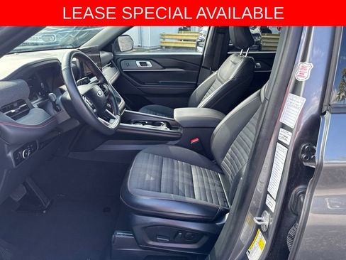 Used 2025 Ford Explorer ST-Line w/ ST-Line Street Pack AWD/4WD image 2