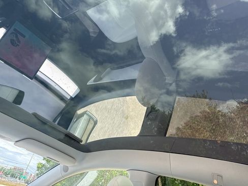 Used 2021 Tesla Model Y Performance AWD/4WD image 20
