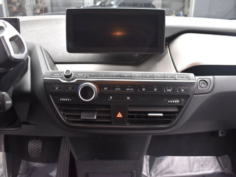 Used 2016 BMW i3 w/ Range Extender RWD image 18