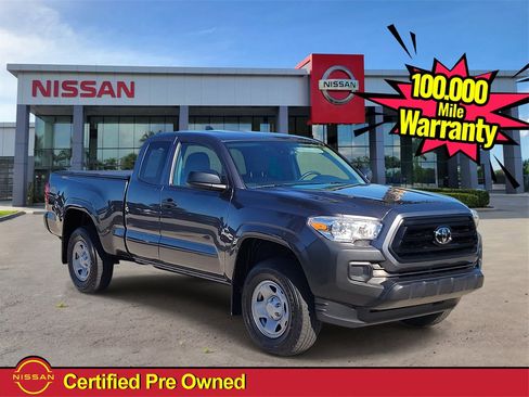 Used 2022 Toyota Tacoma SR image 1