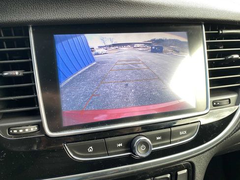 Used 2019 Buick Encore Sport Touring image 20