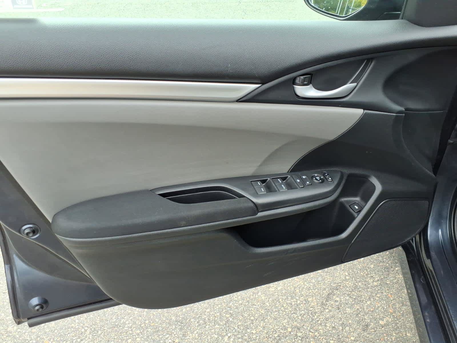 Used 2020 Honda Civic LX image 9