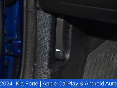 Used 2024 Kia Forte LXS w/ LXS Technology Package image 23