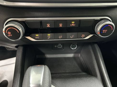 Used 2023 Nissan Altima 2.5 S FWD image 16