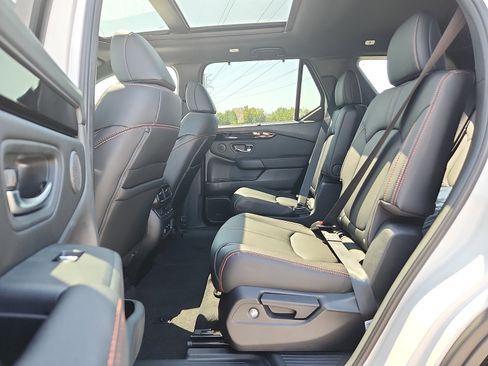 New 2026 Honda Pilot TrailSport image 6