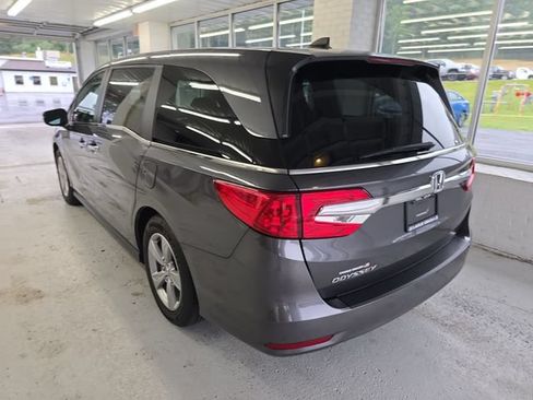 Used 2019 Honda Odyssey EX image 3