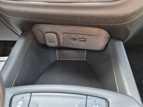 Used 2024 Chevrolet Trax LS w/ LS Convenience Package image 30