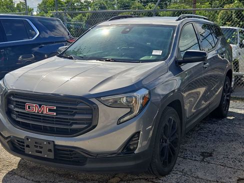 Used 2020 GMC Terrain SLT w/ Preferred Package FWD image 4