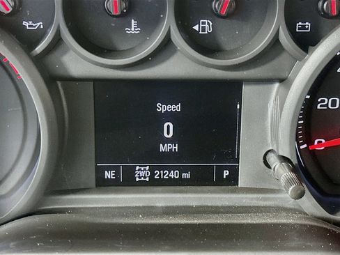 Used 2025 GMC Sierra 1500 Pro w/ Pro Value Package AWD/4WD image 19