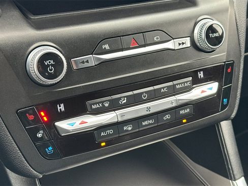 Used 2020 Ford Explorer ST image 20