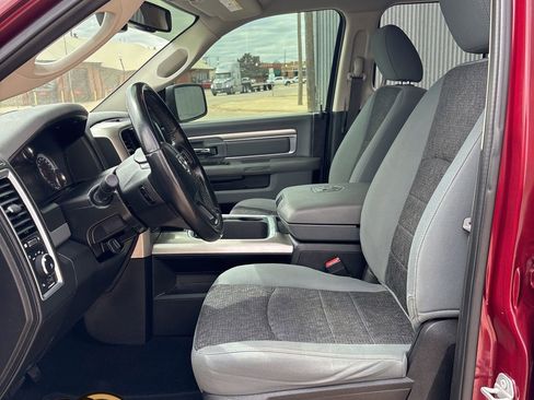 Used 2019 RAM 1500 Big Horn AWD/4WD image 29