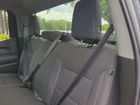 Used 2022 Chevrolet Silverado 1500 Custom RWD image 11