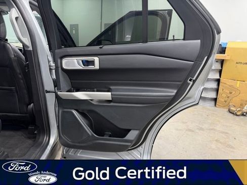 Certified 2023 Ford Explorer Limited w/ Limited Technology Package image 28