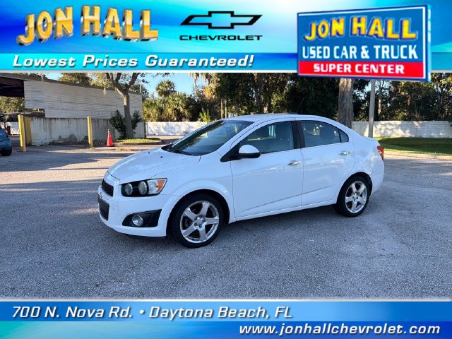 Used 2015 Chevrolet Sonic LTZ FWD image 2