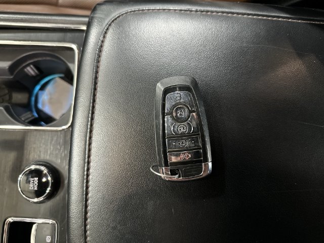 Used 2024 Lincoln Aviator Reserve w/ Jet Package AWD/4WD image 33