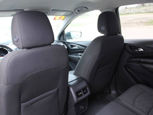 Used 2019 Chevrolet Equinox LT image 16