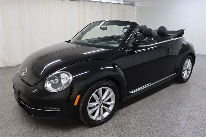 Used 2014 Volkswagen Beetle TDI FWD image 3