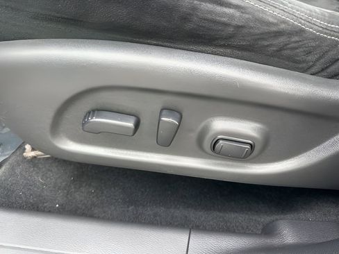 Used 2017 Nissan Murano SV w/ Premium Package image 10