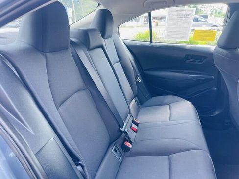 Used 2025 Toyota Corolla LE FWD image 13