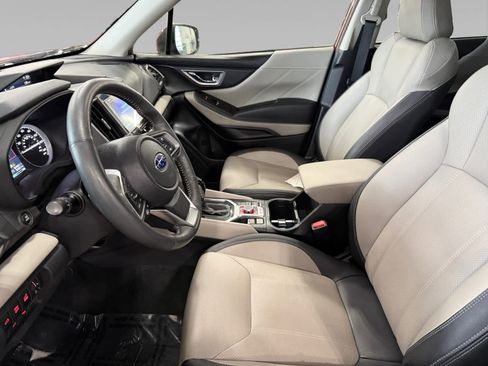 Used 2023 Subaru Forester Limited image 9