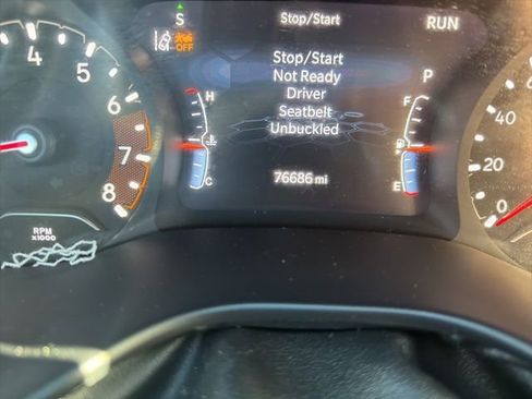 Used 2023 Jeep Compass Latitude AWD/4WD image 42