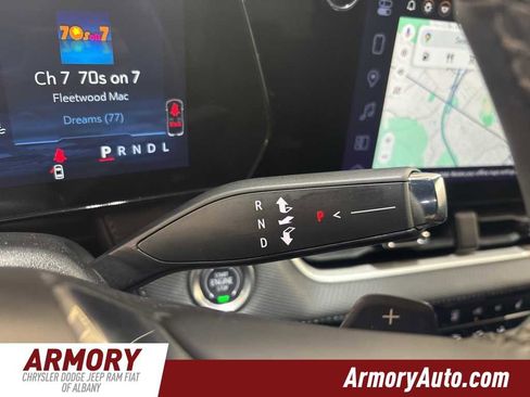 Used 2025 Chevrolet Equinox LT w/ Midnight Edition image 22