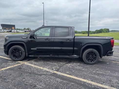 Used 2023 GMC Sierra 1500 Elevation w/ X31 Off-Road Package AWD/4WD image 8
